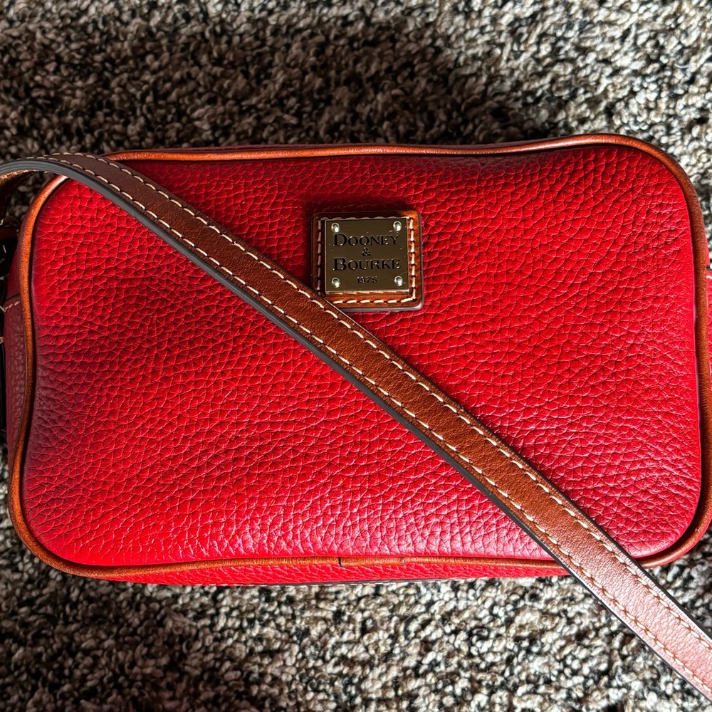 DOONEY AND BOURKE Red Pebbled Leather Camera Crossbody Bag